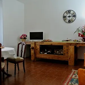 Lori Bed & Breakfast